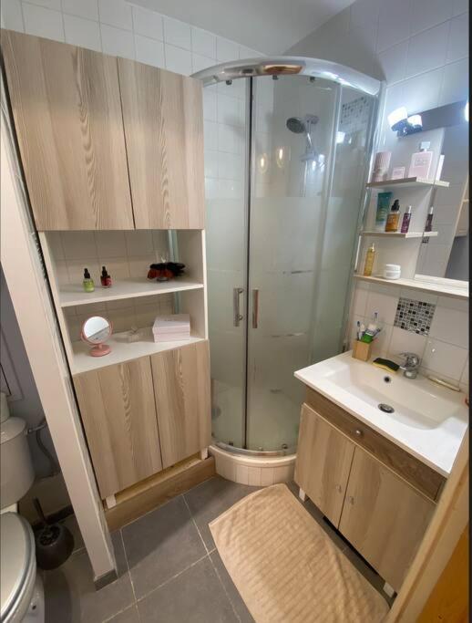 Superbe Appartement Avec Jardin & Jacuzzi - En Face De La Mer Λα Σιοτά Εξωτερικό φωτογραφία